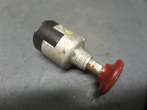 VINTAGE AIRCRAFT AVIATION WARBIRD PROP FEATHERING SWITCH 560B24A HAMILTON WW2